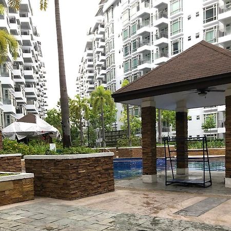 Ameer Condotel @ Parkside Villa Манила Екстериор снимка