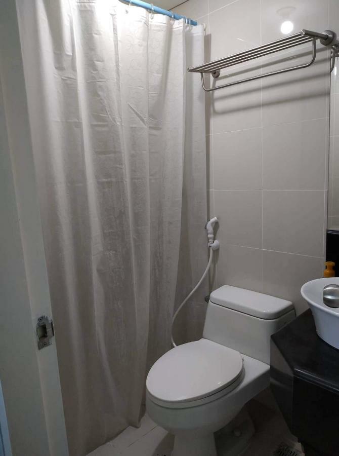 Ameer Condotel @ Parkside Villa Манила Екстериор снимка